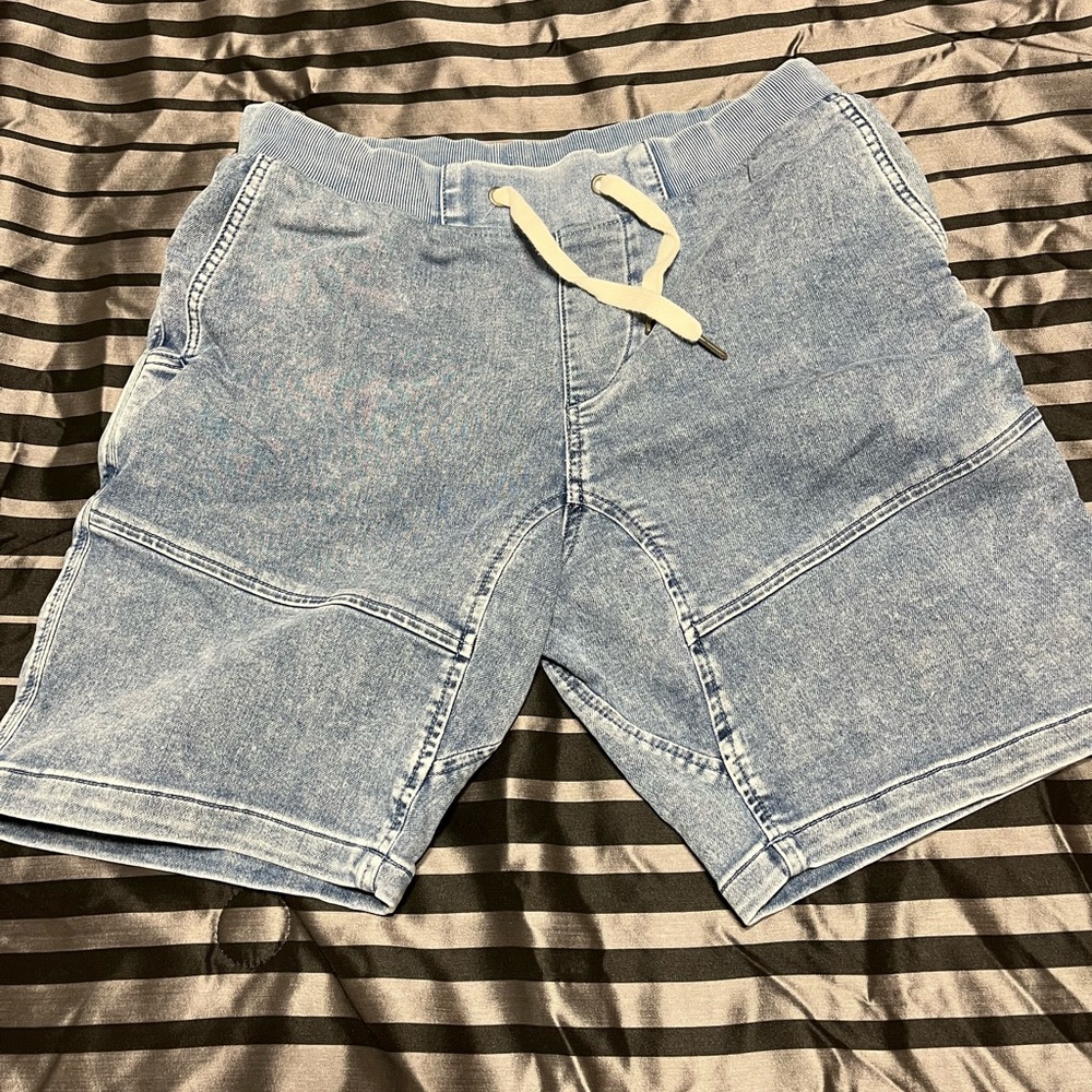 H&M Jogger Shorts With Drawstring - image 1